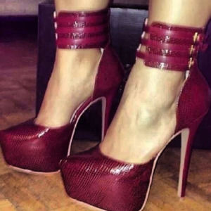 Meet your Posher, Naomi